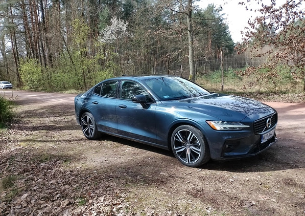 Volvo S60 cena 144900 przebieg: 20000, rok produkcji 2021 z Otwock małe 379